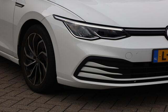 Volkswagen GOLF 1.0 TSI Style NL auto Ergo stoelen privacy glas 17" LMV Ventura navigatie pdc voor en achter ACC elektrische bestuurdersstoel met geheugen