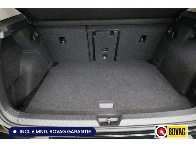 Volkswagen GOLF 1.5 eTSI GOAL edition All-season | Navigatie | PDC V+A | Stoel- stuurverwarming Privacy glas, Travel Assist, Adaptive cruise, App-connect