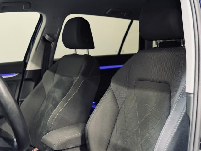 Volkswagen GOLF Variant 1.0 eTSI Life Business | 18" | Camera | Trekhaak