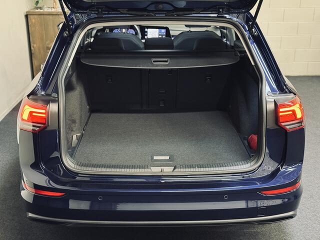 Volkswagen GOLF Variant 1.0 eTSI Life Business | 18" | Camera | Trekhaak
