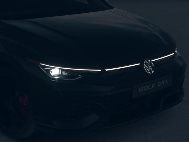 Volkswagen GOLF 2.0 TSI GTI Clubsport Edition 50 325 PK | Full option | Panorama dak | Akrapovic | Harman Kardon | 19" Warmenau | Head Up Display | 360 graden camera |