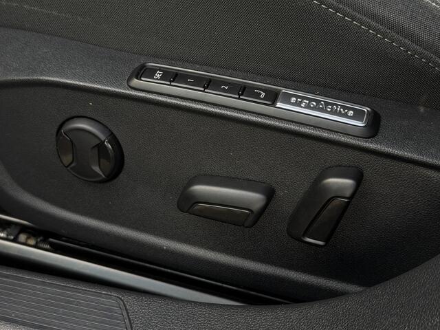 Volkswagen GOLF 1.4 eHybrid Style | trekhaak | Stoel + Stuur verwarming | Carplay |