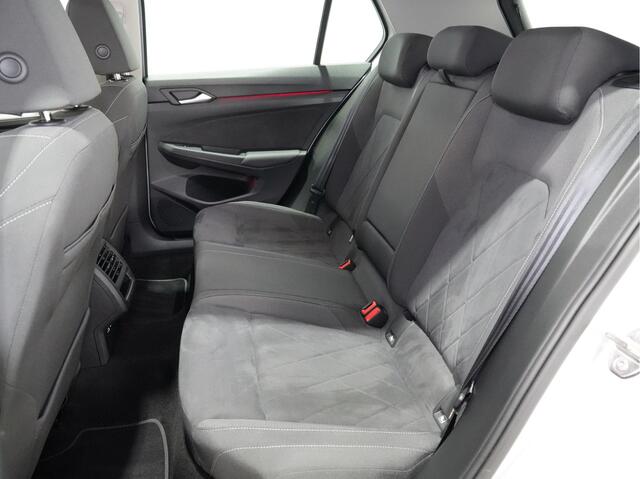 Volkswagen GOLF 1.0 eTSI 110pk DSG Life Business Navigatie Ergo stoelwarming Clima Acc