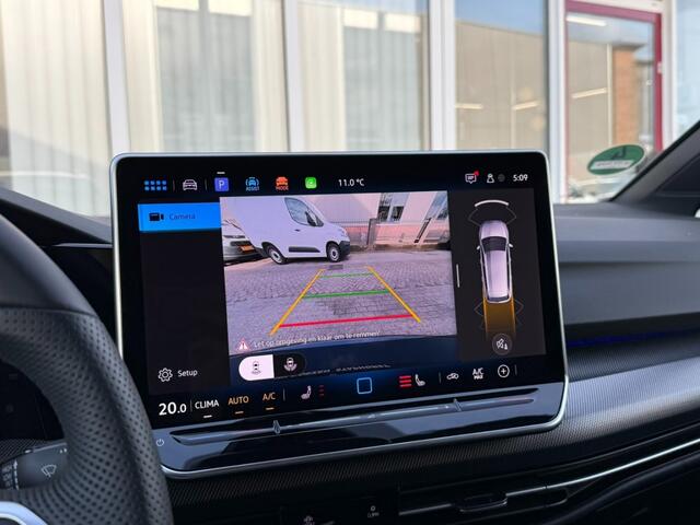 Volkswagen GOLF 1.5 TSI R-Line Edition 150 PK I Adapt. Cruise I Camera I Carplay I LED I Alcantara