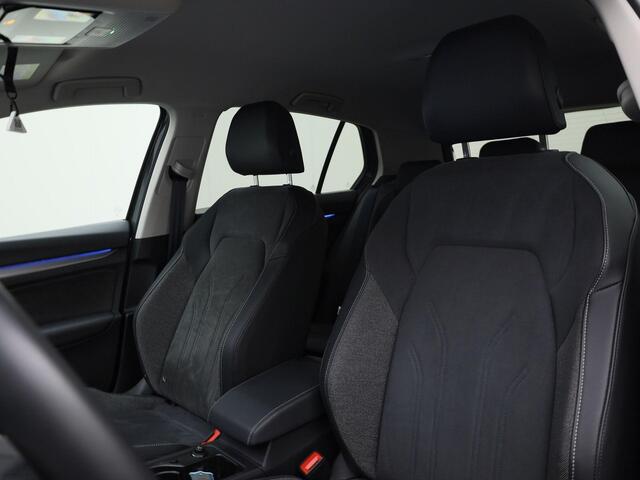 Volkswagen GOLF 1.5eHybrid 150kW/204PK DSG Style · Navigatie · Trekhaak · Apple/Android Car Play · Garantie t/m 19-12-2026