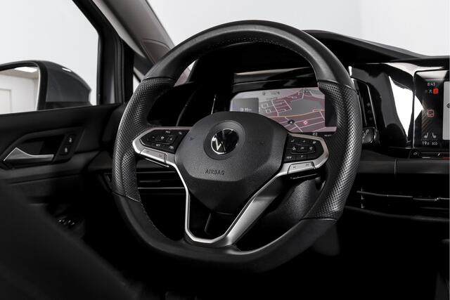 Volkswagen GOLF 1.4 eHybrid Style | S/K-Panodak | Elek. Trekhaak | Dig. Cockpit | Adapt. Cruise | Stoel-+Stuurverw. | PDC | Camera | NAV + App. Connect | ECC | LM 18" |