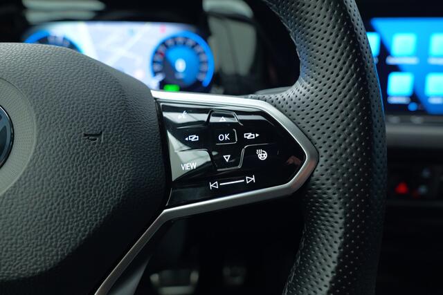 Volkswagen GOLF 1.4 eHybrid GTE | 18'' Licht metaal | Carplay | Winterpakket