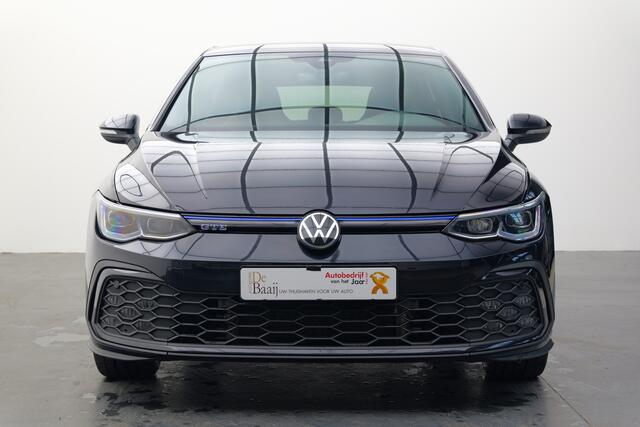 Volkswagen GOLF 1.4 eHybrid GTE | 18'' Licht metaal | Carplay | Winterpakket