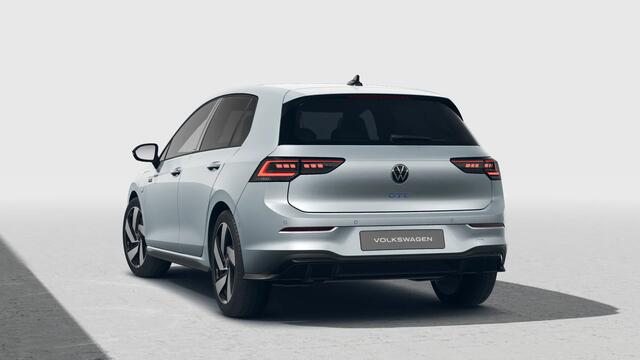 Volkswagen GOLF 1.5 eHybrid 272 6DSG GTE Automaat | Panoramisch schuif-, kanteldak, elektrisch bedienbaar
