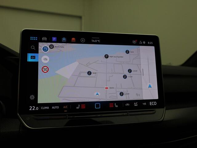 Volkswagen GOLF 1.5eHybrid 200kW/272PK GTE · Navigatie · Apple/Android · Camera + Parkeersensoren · Garantie t/m 18-03-2030 of 100000km