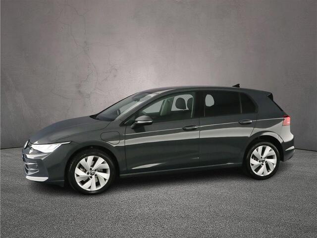 Volkswagen GOLF Life Edition 1.5 TSI eHybrid 204pk DSG Automaat Adaptive cruise control, Achteruitrijcamera, LED koplampen, Stuurwiel verwarmd, App connect, Parkeersensoren