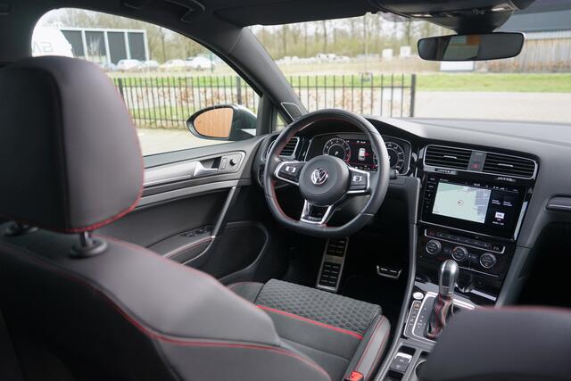 Volkswagen GOLF 2.0 TSI GTI 245PK Performance Panodak Alcantara DCC ACC Virtual Dynaudio VOL!