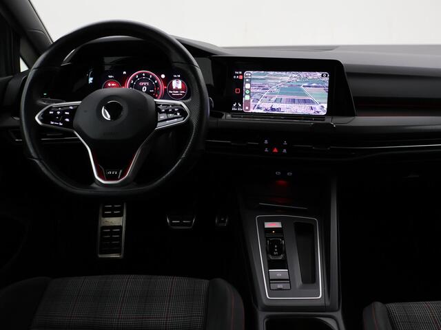 Volkswagen GOLF 2.0 TSI GTI 245 PK + PANORAMA | MOONSTONE GREY | SFEERVERL. | CAMERA | ACC | 19 INCH | STUURVERW.