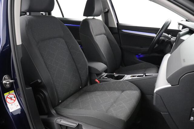 Volkswagen GOLF Variant 1.5 eTSI Life Business | Trekhaak | Harman/Kardon | Automaat | Camera |