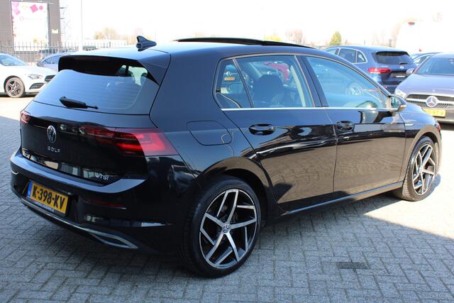 Volkswagen GOLF 1.5 eTSI 150PK Style PANORAMADAK MEMORY ACC SFEER CARPLAY 18''