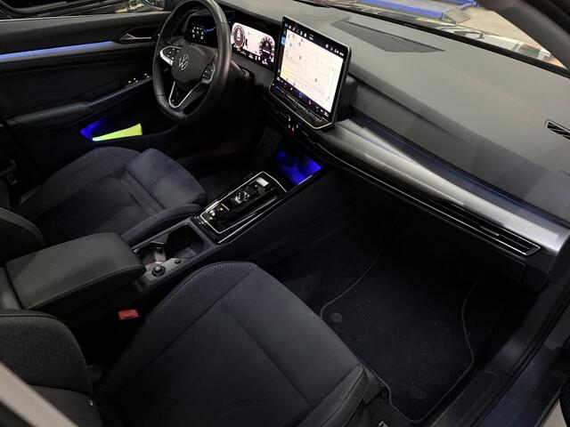 Volkswagen GOLF Variant 1.5 eTSI Style 150Pk Pano 360 Camera Trekhaak