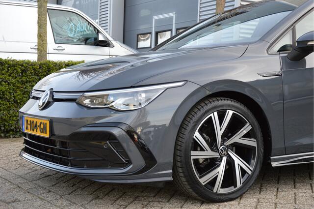 Volkswagen GOLF 1.5 eTSI R-Line PANORAMA | H&K | LED | CAMERA
