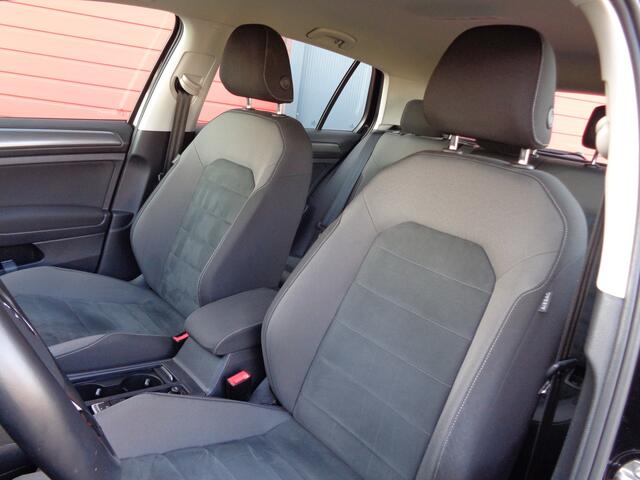 Volkswagen GOLF 1.0 TSI Comfortline Business 116PK Clima Cruise Navi LMV NL-Auto