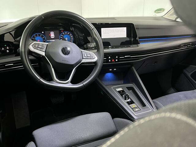 Volkswagen GOLF 1.5 eTSI Style / AUTOMAAT/ MEMORY SEAT/ CLIMA/ STOELVERWARM. V+A/ NAVI/ APP-CONNECT/ PARK. SENSOREN + CAMERA/ HARMAN & KARDON