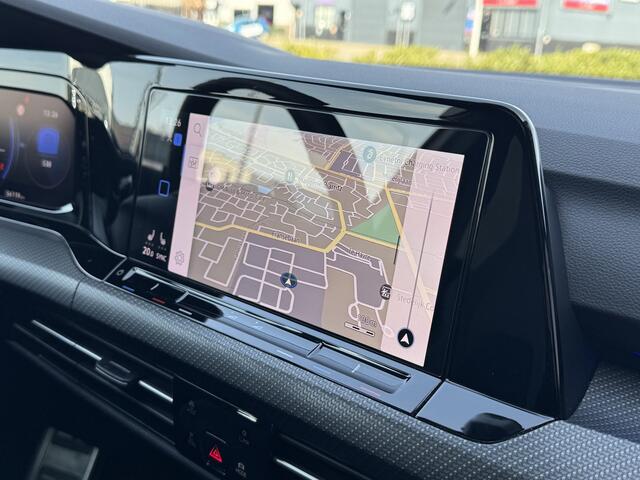 Volkswagen GOLF 8 R Performance 2.0 TSI 320pk 4Motion DSG / Aut. Akrapovic Nurburgring Modus Harman Kardon 56dkm!!