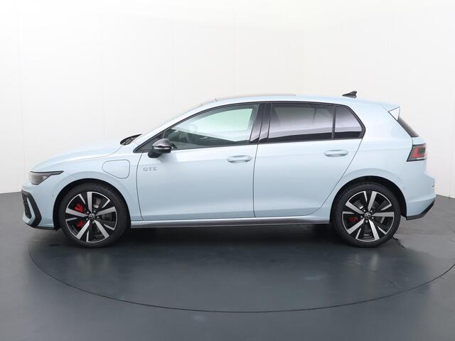 Volkswagen GOLF 8 GTE 1.5 eHybrid 200 kW / 272 PK Hatchback 6-DSG | Panoramadak | Black Style |