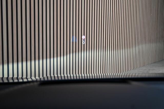 Volkswagen GOLF 1.5 eTSI R-Line | PANO | ACC | HARMAN KARDON | HUD | STOELVERWAR