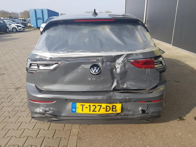 Volkswagen GOLF 1.5 TSI Style