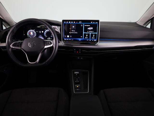 Volkswagen GOLF 1.5 eHybrid Life Edition 204PK | Automaat | Camera | Extra getint glas | verlengde garantie