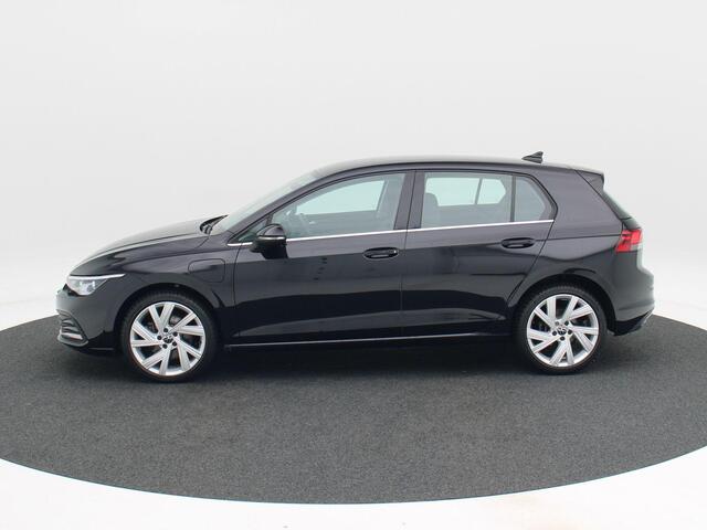 Volkswagen GOLF 1.4 eHybrid 204 Pk Automaat Style | Full LED | Camera | Adaptive Cruise | CarPlay | Navigatie | Climatronic | 18 Inch | 64.098 Km !!