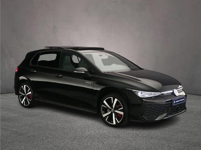 Volkswagen GOLF GTE 1.5 TSI eHybrid 272pk DSG Automaat Panoramadak, Adaptive cruise control, Lederen bekleding, 360 camera, LED matrix koplampen, Navigatie, Achteruitrijcamera