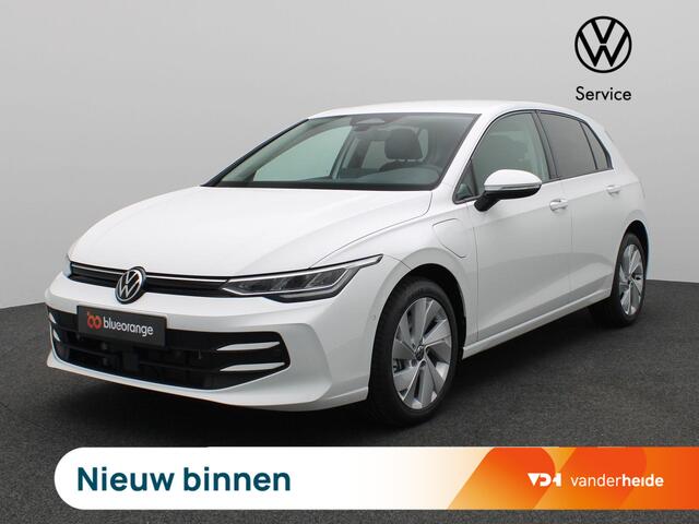 Volkswagen GOLF 1.5 eHybrid Life Edition 204PK DSG Trekhaak, Memorystoel, Ergo Active Stoelen, 17" LM Velgen, Keyless, Side Assist, Stoel-Stuurverwarming, Navi via Apple Carplay/Android Auto