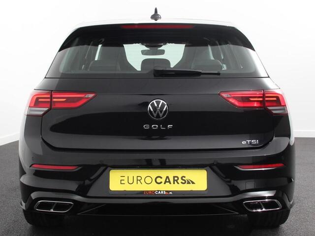 Volkswagen GOLF 1.5 eTSI R-Line | Climate Control | Apple carplay/ Andriod Auto | Achteruitrij camera | Parkeersensoren | Sfeerverlichting | Lichtmetalen velgen | Led lampen