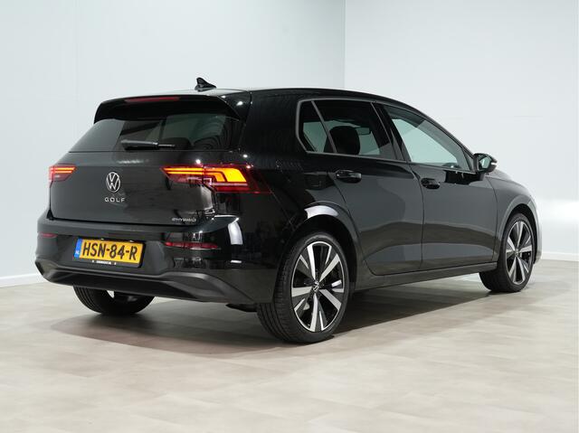 Volkswagen GOLF 1.5 eHybrid 204pk Life Edition Navi via app Camera Acc Led Demo Jesse