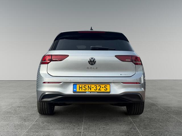 Volkswagen GOLF 1.5 204pk eHybrid Life Edition Achteruitrijcamera | Stoelverwarming | Adaptive cruise control