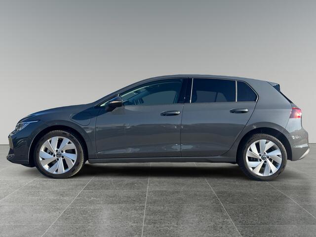 Volkswagen GOLF 1.5 204pk eHybrid Life Edition Parkeersensoren | Achteruitrijcamera | Stuurverwarming