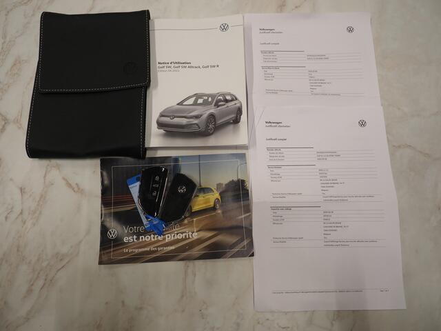 Volkswagen GOLF Variant 1.0 TSI | Sportstoelen | Adaptive Cruise | Camera | Dodehoek | Stoelverwarming | DAB | Carplay