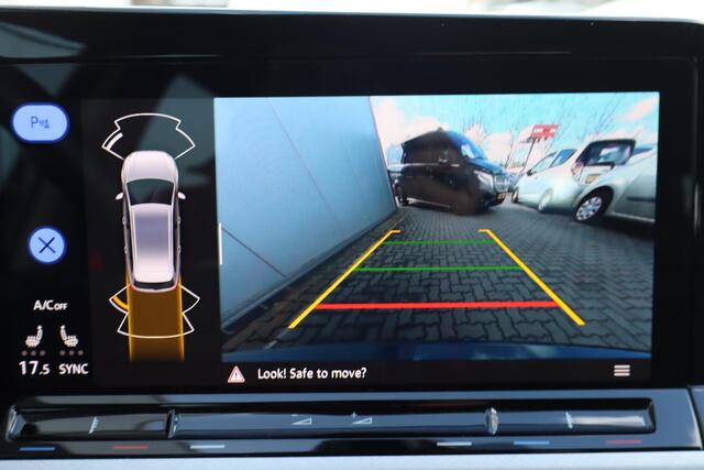 Volkswagen GOLF Variant 1.0 eTSI Life N.A.P. Navigatie, Automaat, Camera, Apple Carplay, Elektrische ramen