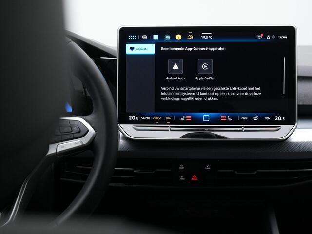 Volkswagen GOLF Variant 1.5 eTSI 150 pk DSG Life | Trekhaak | 360 camera | Stuur-/stoelverwarming | Adaptive Cruise | Navigatie