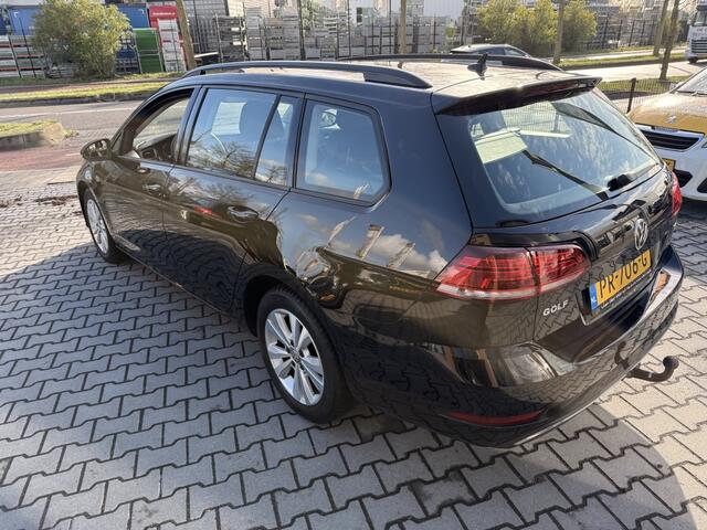 Volkswagen GOLF Variant 1.0 TSI Comfortline Trekhaak navigatie