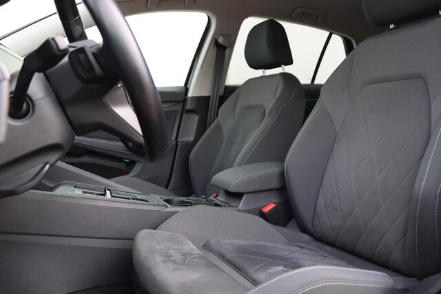 Volkswagen GOLF 1.4 eHybrid Style 204pk DSG6