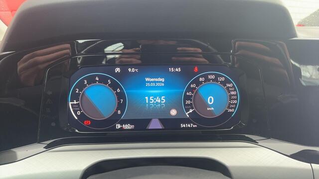 Volkswagen GOLF 1.0 TSI Life FULL LED / SFEER VERLICHTING / CARPLAY / NAVI / CLIMA / PDC / BLUETOOTH / ACC / NL-AUTO