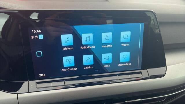 Volkswagen GOLF 1.0 TSI Life FULL LED / SFEER VERLICHTING / CARPLAY / NAVI / CLIMA / PDC / BLUETOOTH / ACC / NL-AUTO