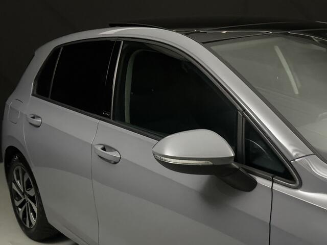 Volkswagen GOLF 2.0 TDI R-Line Business *IQ LIGHT * Panorama dak*