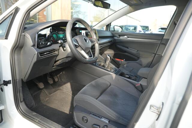 Volkswagen GOLF 1.5 TSI Style