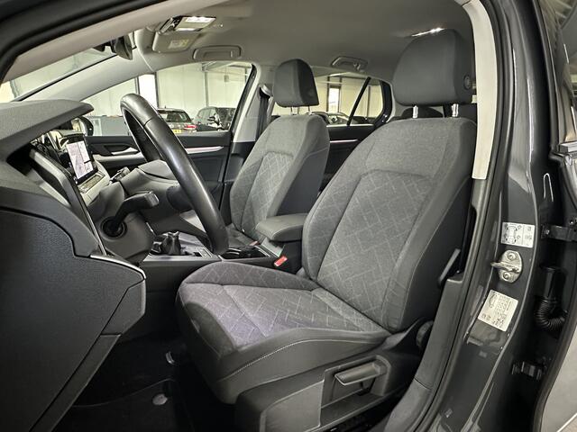 Volkswagen GOLF 1.5 TSI Life 150 pk | Navi | PDC | Winter pakket | Trekhaak |