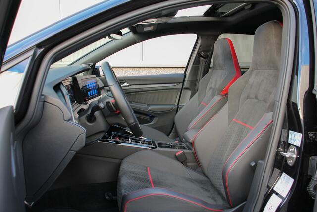 Volkswagen GOLF GTI Clubsport 2.0 TSI Pano Harman Kardon Head up IQ