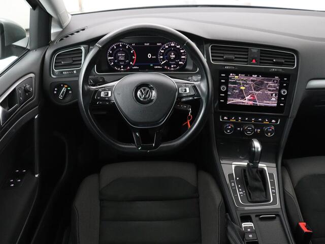 Volkswagen GOLF Variant 1.0 TSI Comfortline Business | Stoleverwarming | Trekhaak | Carplay | Massage | Navigatie | Parkeerhulp | Adaptive cruise | Camera