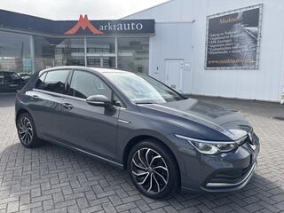 volkswagen-golf-viii-1.5-act-massag