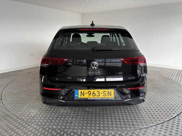 Volkswagen GOLF 1.0 eTSI Life - Apple Carplay/Android Auto