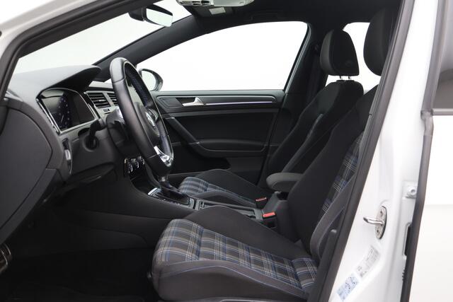 Volkswagen GOLF 1.4 TSI PHEV GTE Virtual Cockpit, Apple Carplay, LED, Stoelverwarming, 19"
